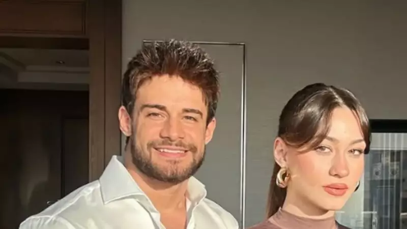 Batuhan Karacakaya ve Sevgilisinden İkinci Yıla Özel Romantik Kutlama: 'Seninle En Güzel İki Yıl'