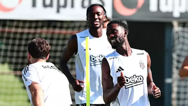 Beşiktaş'ta Yeni Yıldız: Wilfred Ndidi İlk Antrenmanında Fırtına Gibi Esti!