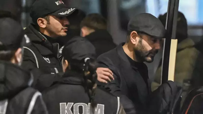 Belediyede Skandal: Rıza Akpolat'ın Yasak Aşkı ve Fonların İhya Edilmesi!