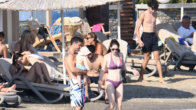 Berk Oktay ve Yıldız Çağrı Atiksoy'dan Flaş Açıklama: 'Ayrılık Yok, Tatil Modundayız!'