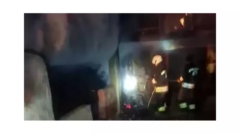 Beyşehir'de Feci Ev Yangını! Alevler Geceyi Aydınlattı, Büyük Korku Yaşandı