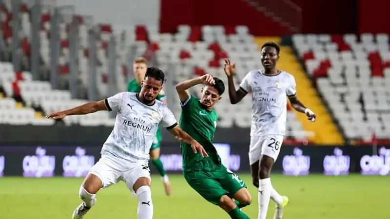 Bodrum FK, Serik Belediyespor'u 4 Golle Geçti: Saha Adeta Fırtına Gibi Esti!