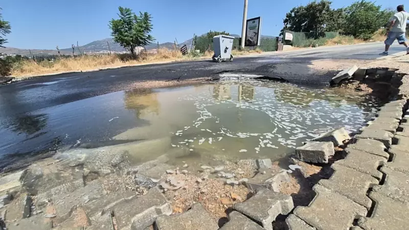 Bodrum'da Su Baskını: İsale Hattı Patladı, Sokaklar Göle Döndü!