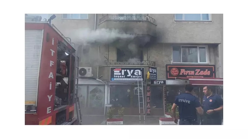 Bolu'da Çıkan Yangında Mahsur Kalan İki Kişi İtfaiye Ekiplerince Kurtarıldı!