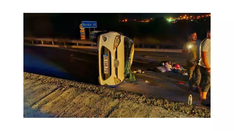 Burdur'da Feci Kaza: Otomobil Takla Attı, 3 Yaralı!