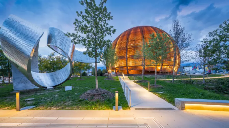 CERN'in Sırları: Evrenin Doğuşunu Araştıran Dev Laboratuvar Hakkında Bilinmeyenler