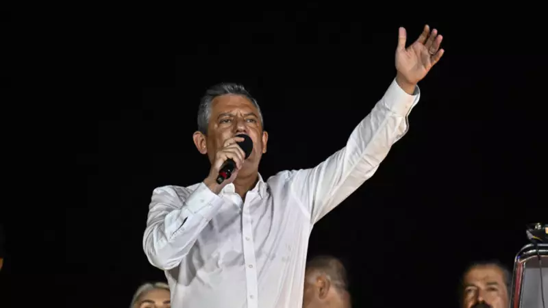 CHP Lideri Özel'den İBB Davasıyla İlgili Çarpıcı Açıklamalar: 'Borsa Oyunları mı Dönüyor?'