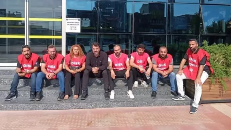 CHP'li Karabağlar Belediyesi Personeli, Haklarını Arayacaklarını Haykırdı!