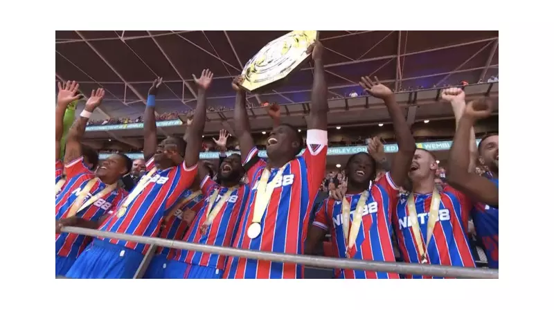 Crystal Palace Tarihe Geçti: İlk Kez Community Shield Kupası'nı Kaldırdı!