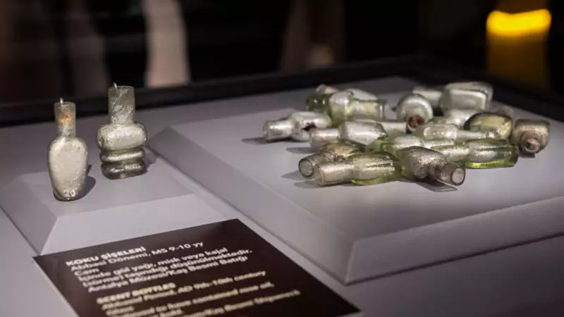 Denizin Derinliklerinde 1100 Yıllık Hazine: Antik Cam Şişeler Gün Yüzüne Çıktı!