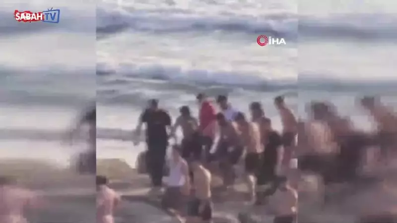 Denizin Ortasında Ölümle Dans: Genç Adamı Son Anda Kurtardılar!