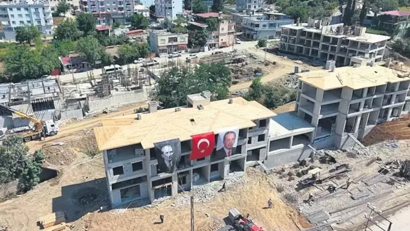 Depremin Yaraları Sarılıyor: Hatay'da Yeniden Doğuşun Hikayesi!