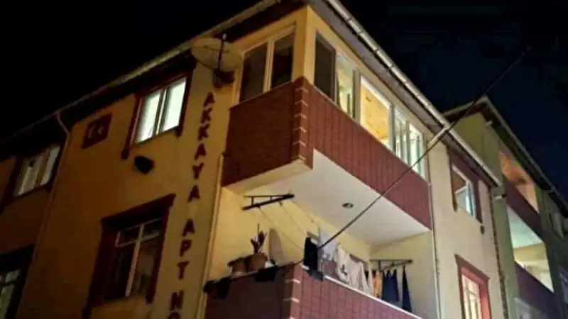 Duvarlardan Gizemli Sesler Geliyordu: İstanbul'da 7 Dairelik İki Bina Acilen Boşaltıldı!