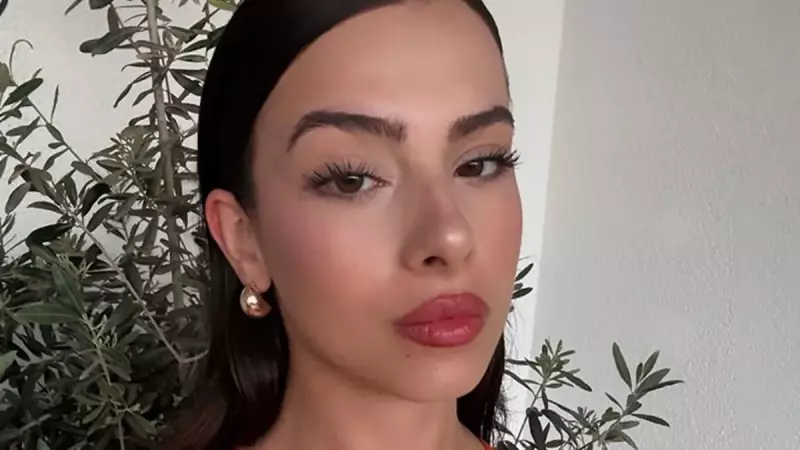 Ecem Özkaya'nın Mekan Krizi: Fotoğraf Tartışması Sonrası Kapıdan Çevrildi!