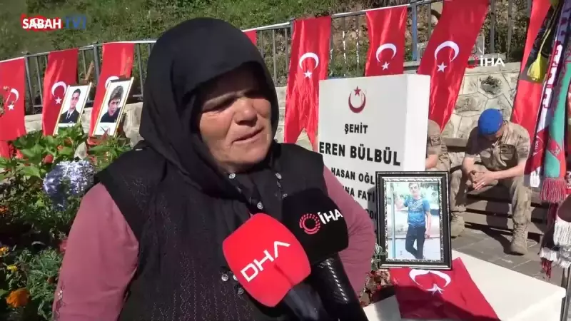 Şehit Eren Bülbül'ün Şehadetinin 8. Yılında Mezarı Başında Duygusal Anma