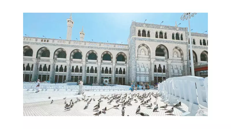 El Hacer Sokağı'nda Yaşamın Renkleri: Bir Mahalle Hikayesi