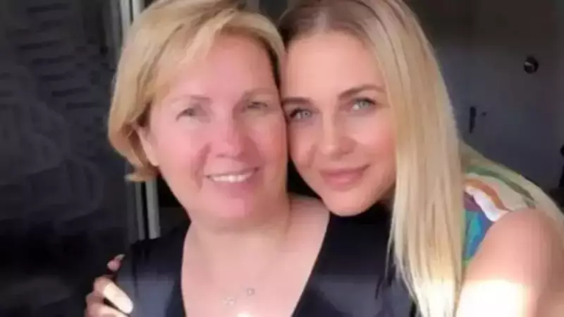 Emine Ün'ün Yüreği Parçalandı: Koronavirüsün Aldığı Annesine 4 Yıl Sonra Duyamadığı 'Anne' Sesinin Hasreti