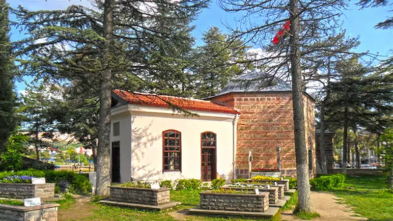 Ertuğrul Gazi Türbesi Nerede? İşte Osmanlı'nın Kurucusunun Ebedi İstirahatgahı