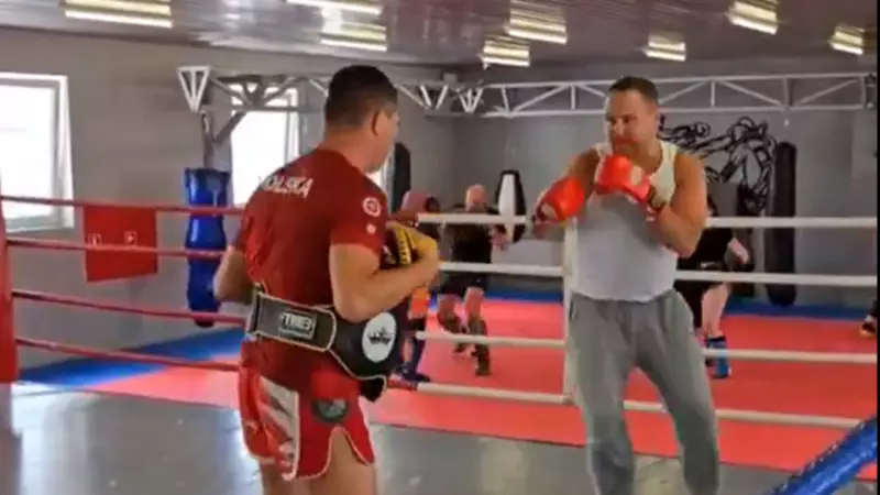 Eski Boksörden Cumhurbaşkanlığına: Karol Nawrocki'nin Sıra Dışı Yolculuğu