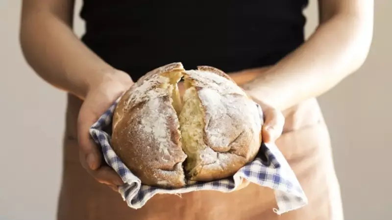 Evde Mükemmel Ekmek Yapmanın Sırları: Ustaların Asla Paylaşmadığı 5 Püf Noktası!