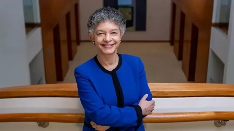 Fed Üyesi Collins'ten Çarpıcı Açıklama: Belirsizlik Ekonomiyi Nasıl Etkiliyor?