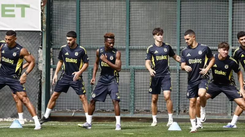 Fenerbahçe, Gençlerbirliği Maçı İçin Sahaya Çıkıyor! İşte Tüm Detaylar ve Kadroda Sürpriz İsimler
