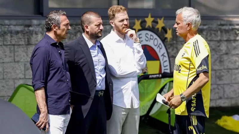 Fenerbahçe'de Transfer Rüzgârları: Devin Özek'ten Bomba Açıklama!