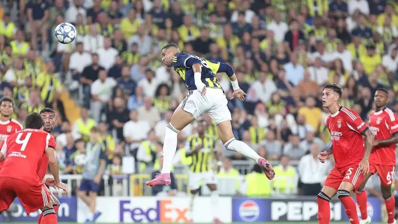 Fenerbahçe'nin UEFA Şampiyonlar Ligi Rüyası: Benfica Maçı Şifresiz Yayınlanacak!