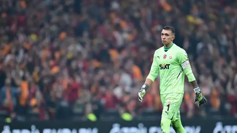 Fernando Muslera'dan Galatasaray Taraftarlarına Duygu Yüklü Mesaj: 'Siz Hep Kalbimdesiniz'