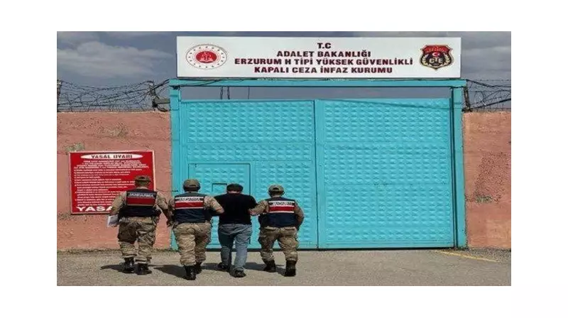 FETÖ Üyesi Saklandığı Samanlıkta Jandarmaya Yakalandı: İşte Detaylar!