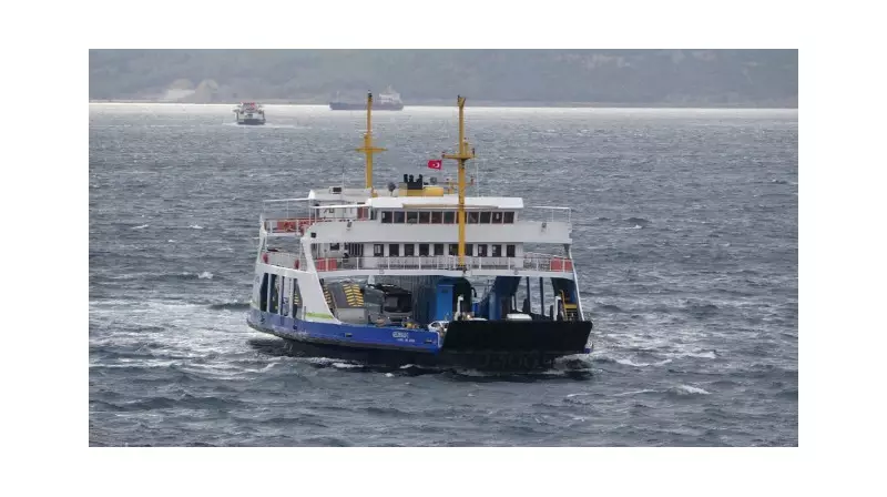 Fırtına Vurdu: Güney Marmara'da Feribot Seferleri Askıya Alındı!