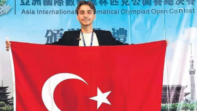 Furkan'ın Yıldızlarla Dolu Başarı Hikayesi: 5 Yıldızlı Okuldan Büyük Ödül!