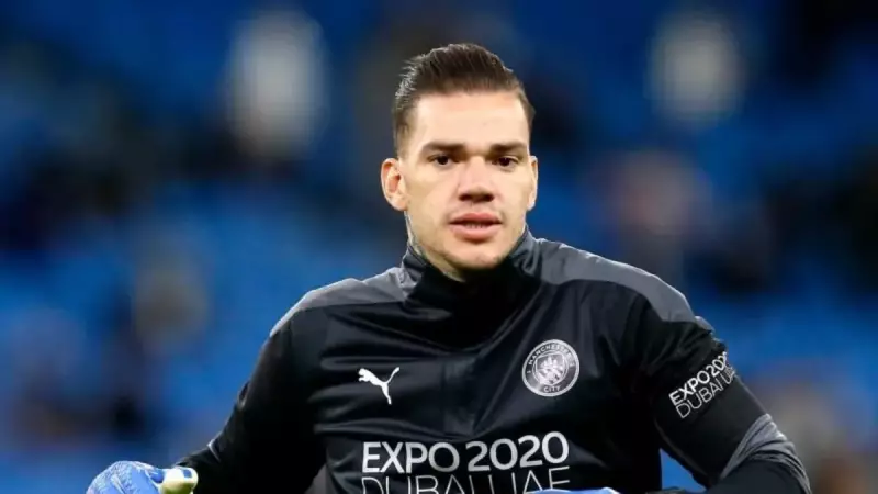 Galatasaray'da Kaleci Krizi: Muslera'nın Yerine Kim Geçecek? İşte 2 Güçlü Aday!