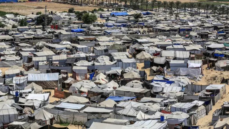 Gazze'de Açlık Krizi: İsrail'in 'Gıda Ambargosu' Stratejisi Tepki Çekiyor!