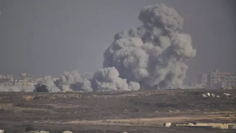 Gazze'deki Hastane Baskını: İsrail Saldırısında Onlarca Sivil Hayatını Kaybetti