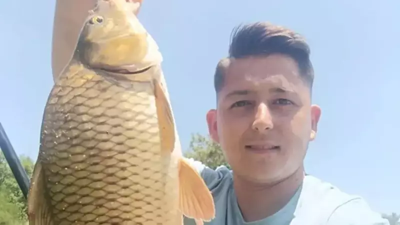 Genç Kızın Gizemli Kayboluşu: 'Gölete Gidiyorum' Deyip Evden Çıktı, Terlikleri Kıyıda Bulundu!