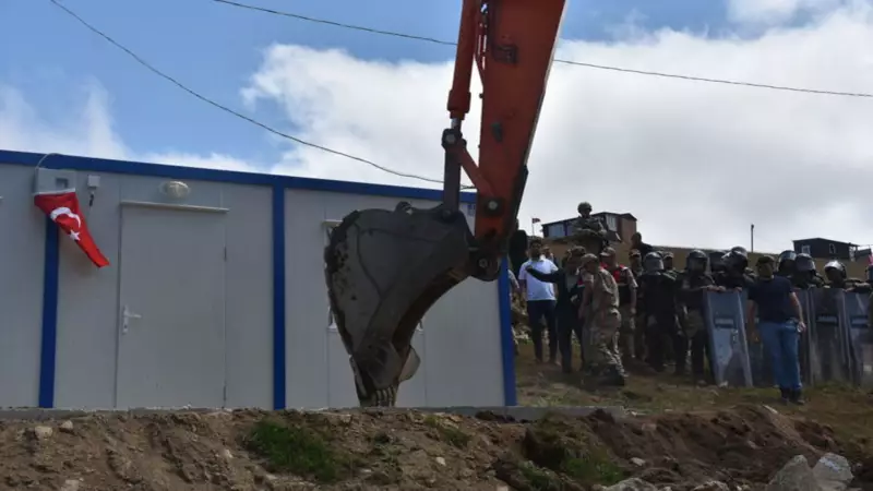 Gümüşhane'de Kaçak Yapılar Yıkım Fırtınasına Yakalandı: İşte Detaylar!