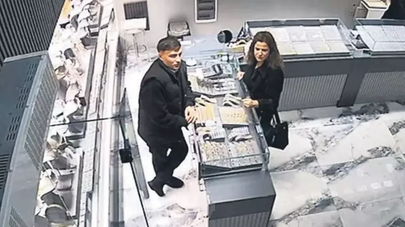Güzellik Uzmanından Şoke Eden Dolandırıcılık: Sahte Altınla Müşterilerini Kandırdı!