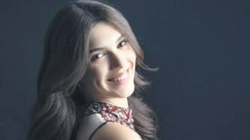 Hamburg Müzik Festivali'nin Parlayan Yıldızı: Genç Yetenek Sahneye Fırtına Gibi Çıkıyor!