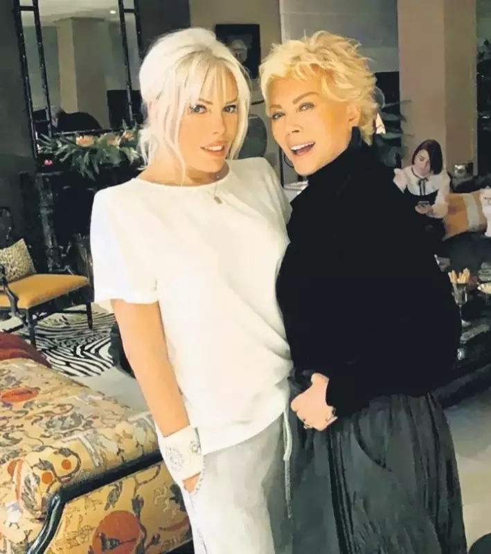 Jean Harlow'ya Benzeyen Merve Yurtyapan: 'Farklı Olayım' Derken Klasik Bir Güzelliğe Dönüştüm!