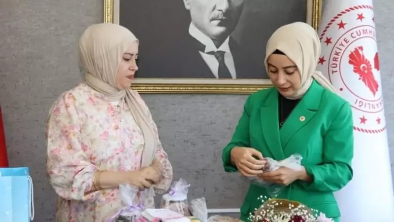 Kadın Kaymakama Duygu Yüklü Sürpriz: Ceyiz Bohçasıyla Dayanışma Mesajı