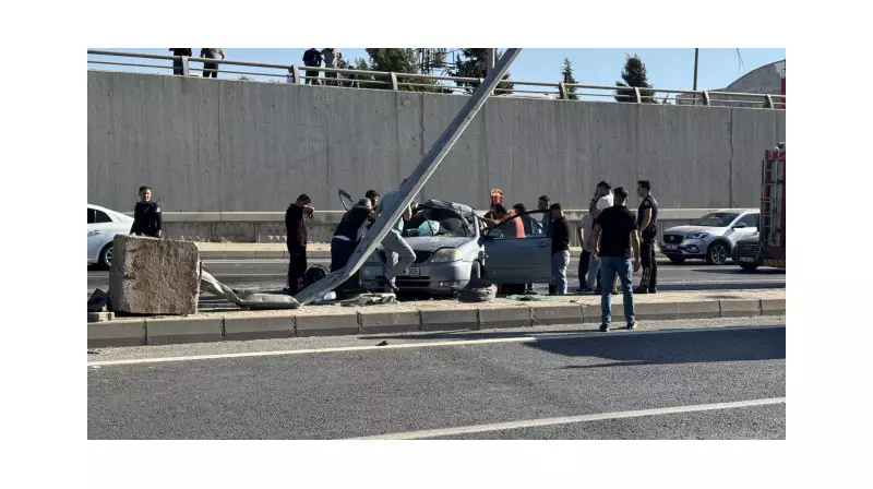 Kahramanmaraş'ta Gece Yarısı Korkutan Kaza: 3 Yaralı!