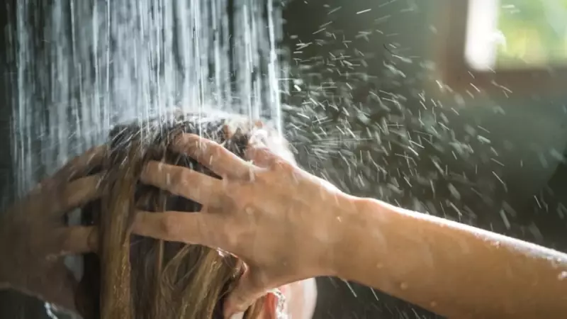 Kalp Krizi Riskini Artıran O Kritik Hata: Duşu Asla Bu Şekilde Almamalısınız!