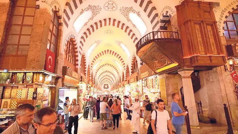 Kapalıçarşı'da Pırlanta Operasyonu: 40 Gözaltı! Tarihi Çarşıda Kaçak Mücevher Ağı