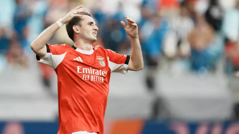 Kerem Aktürkoğlu'ndan Fenerbahçe'ye Bomba: Görüşmeler Bıçak Gibi Kesildi!