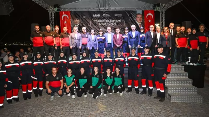 Kocaeli ve Sakarya'da Yürekleri Burkan Anma: Marmara Depremi Şehitleri Unutulmadı