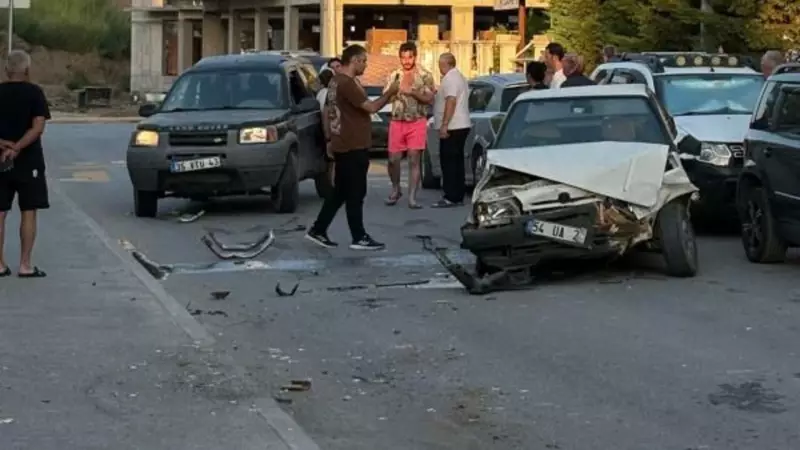 Kocasının Arabasını Çipiyle Parçaladı: İnanılmaz Öfke Anı!