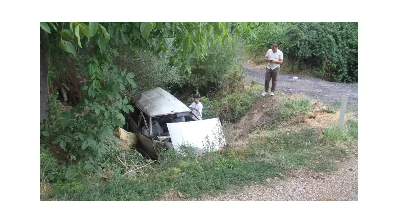 Konya'da Feci Kaza: Araç Kanala Uçtu, 3 Kişi Yaralandı!
