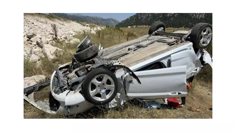 Konya'da Feci Kaza: Kontrolden Çıkan Araç Şarampole Devrildi, 5 Yaralı!