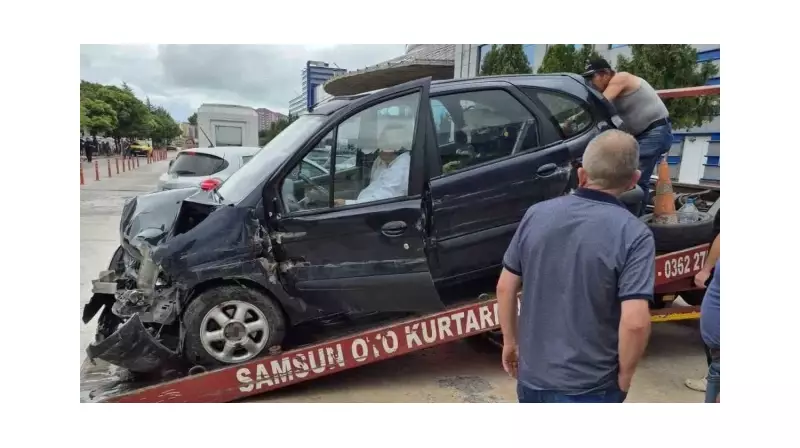 Korkunç Kaza Sonrası Hurdaya Dönen Araçtan İnemedi! Hastaneye Çekiciyle Götürüldü